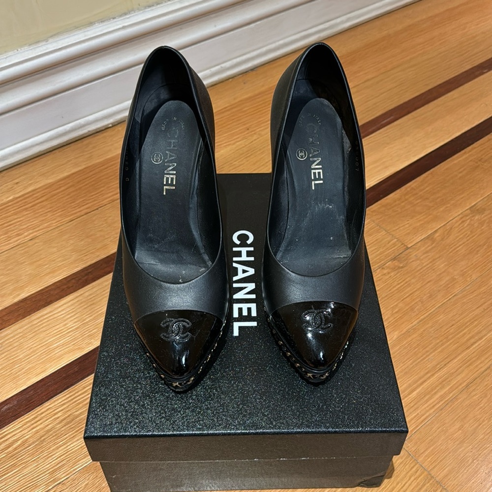 Chanel Platform Pumps 39 Black